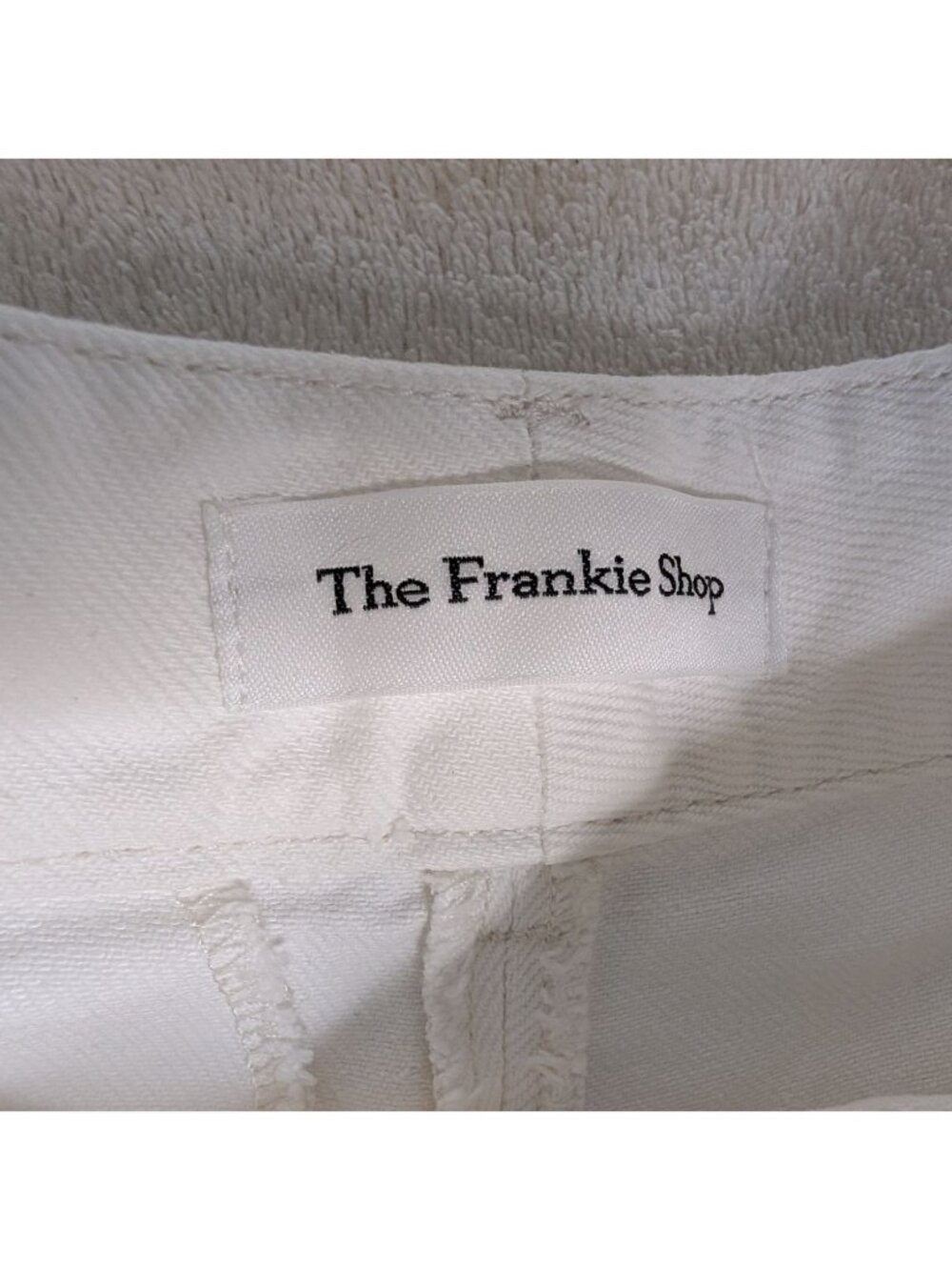 The Frankie Shop Xavier Pleated White Denim High-Rise Shorts Size M - Picture 4 of 12